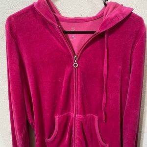 Pink hoodie 2000 style 
Color: pink
Size: Small